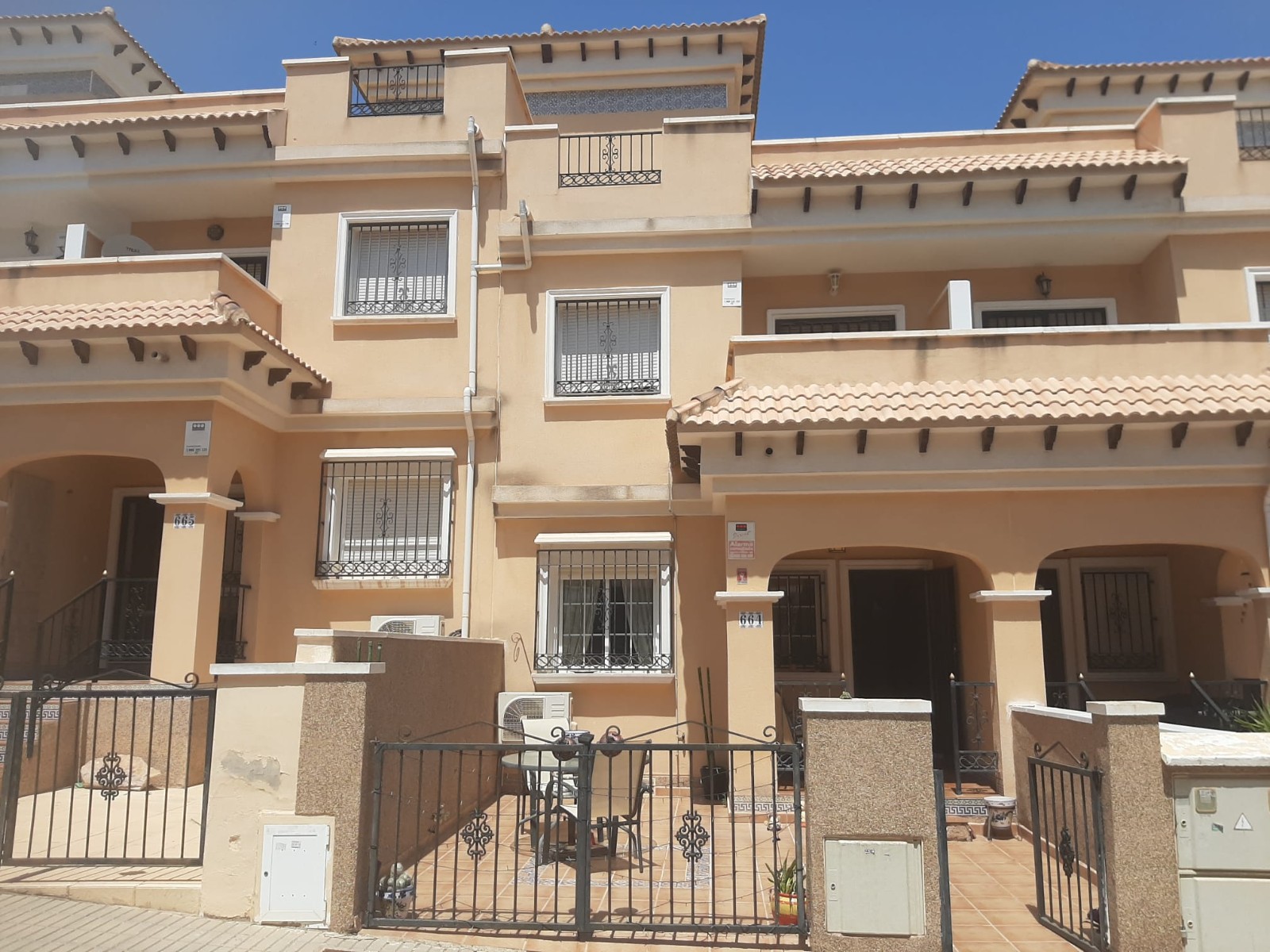 House in Urbanizacion los Balcones - view 1
