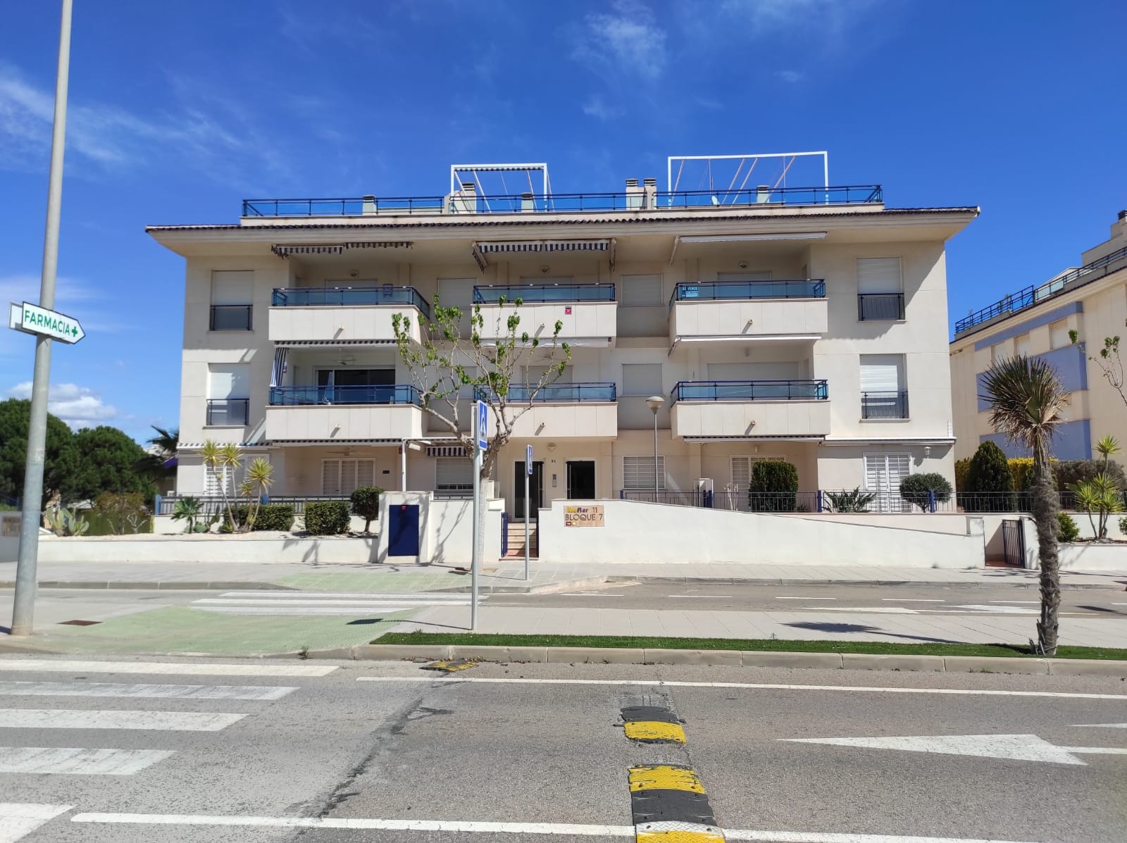 Apartment in Alicante - view 1