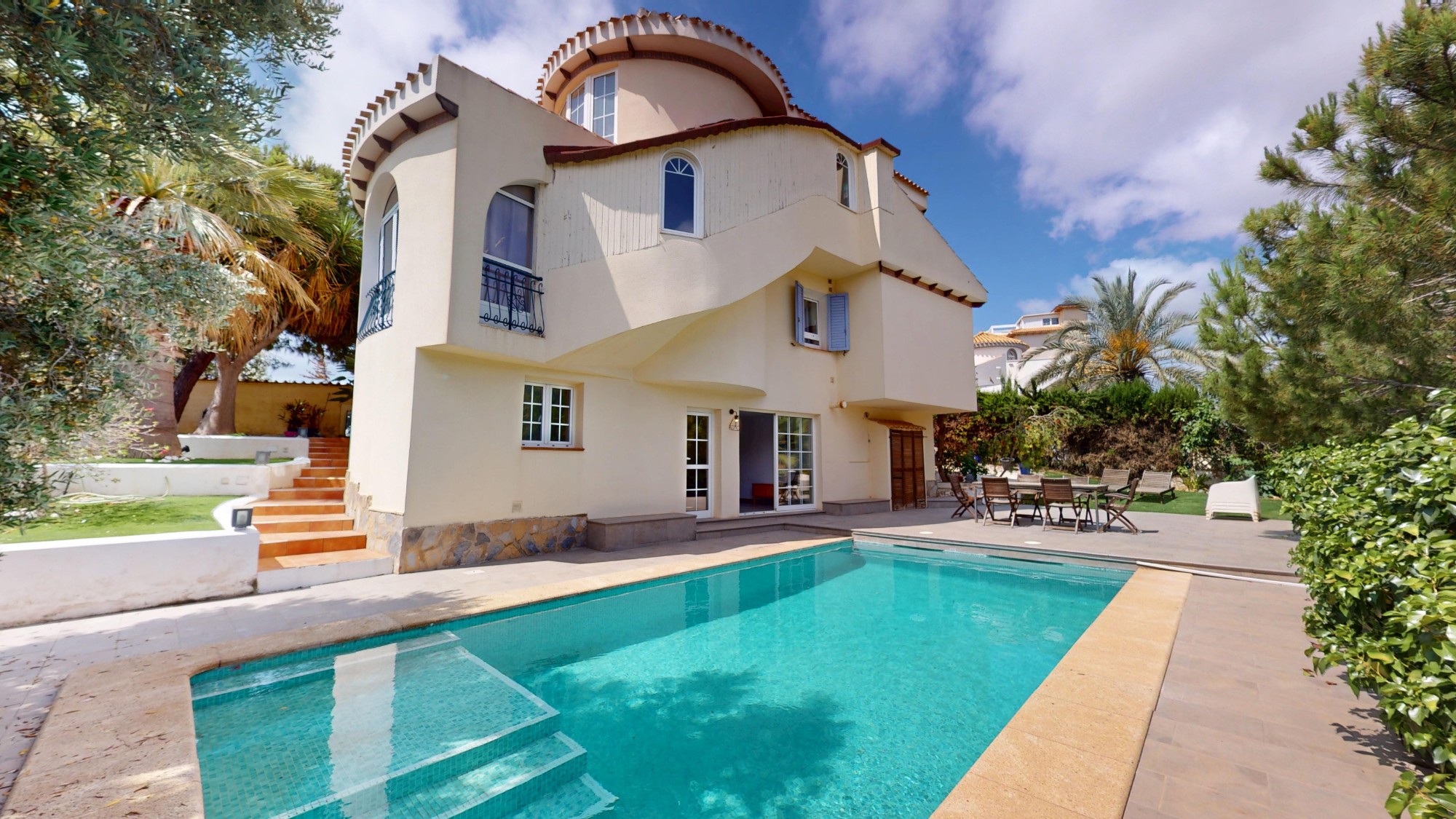 Villa in Urbanizacion los Balcones - view 1