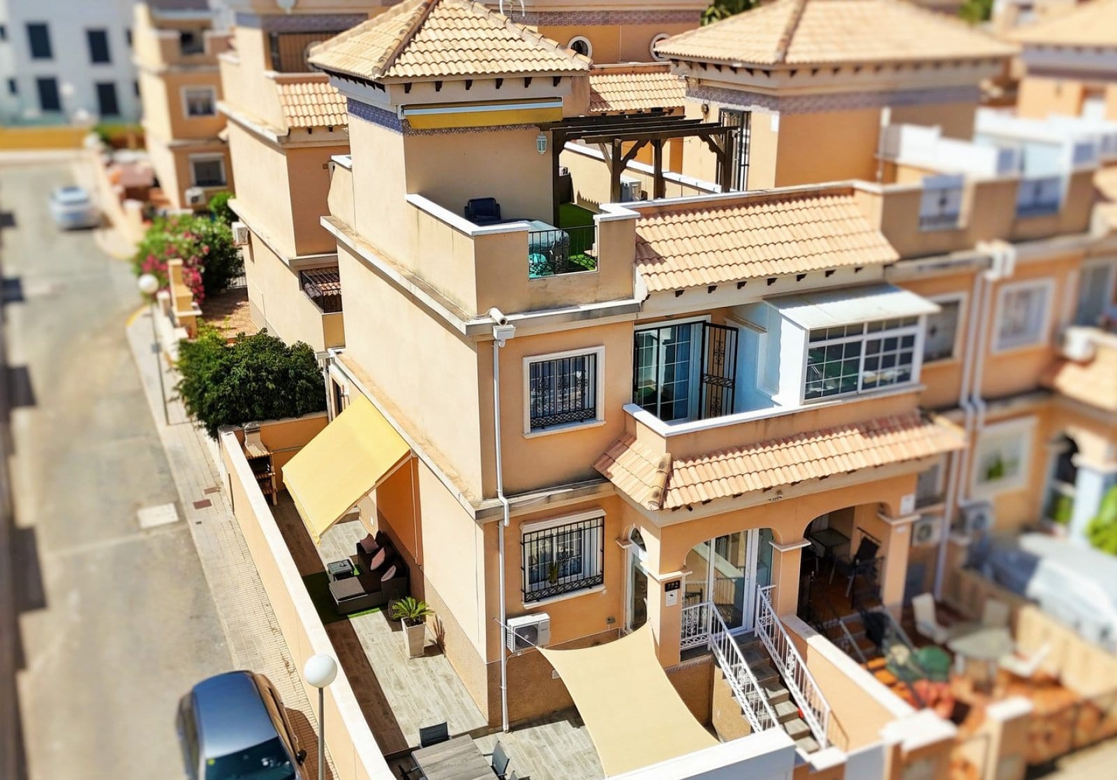 House in Villamartin - view 1