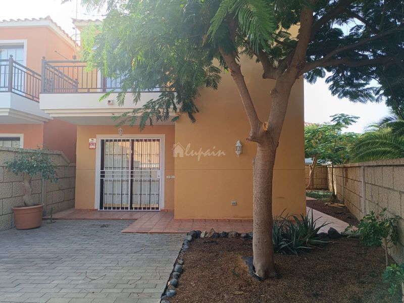 House in Costa del Silencio - view 1