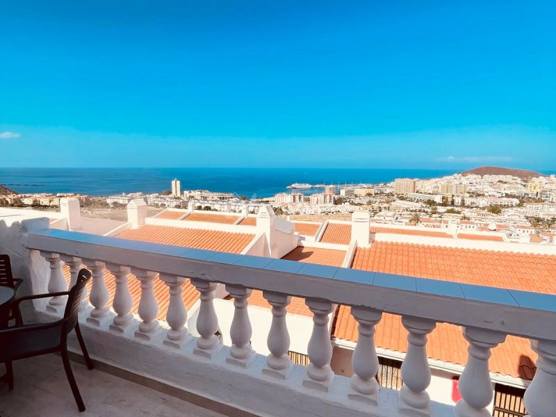 Penthouse in Arona - view 1