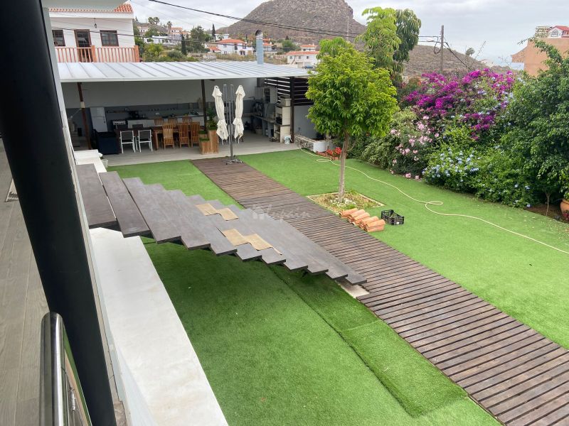 Villa in Cabo Blanco - view 1