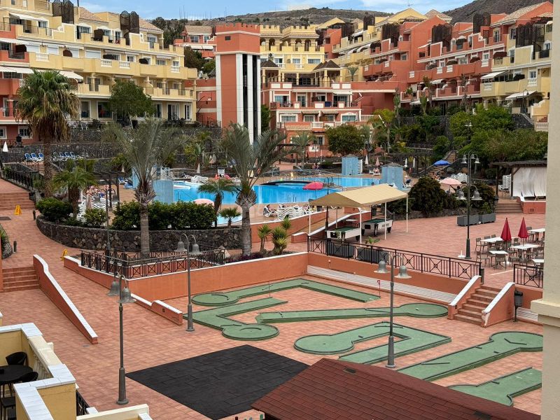 Penthouse in Playa de las Americas - view 1
