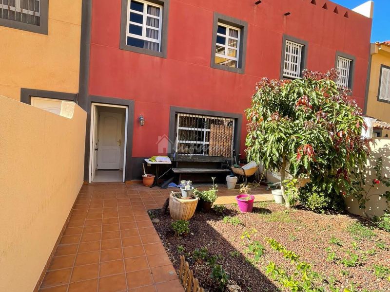 House in Costa del Silencio - view 1