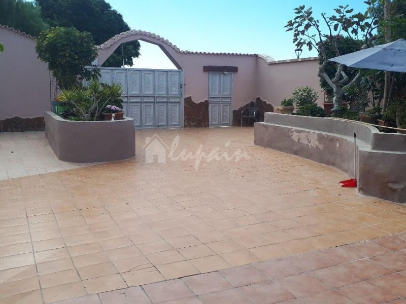 Villa in Adeje - view 1