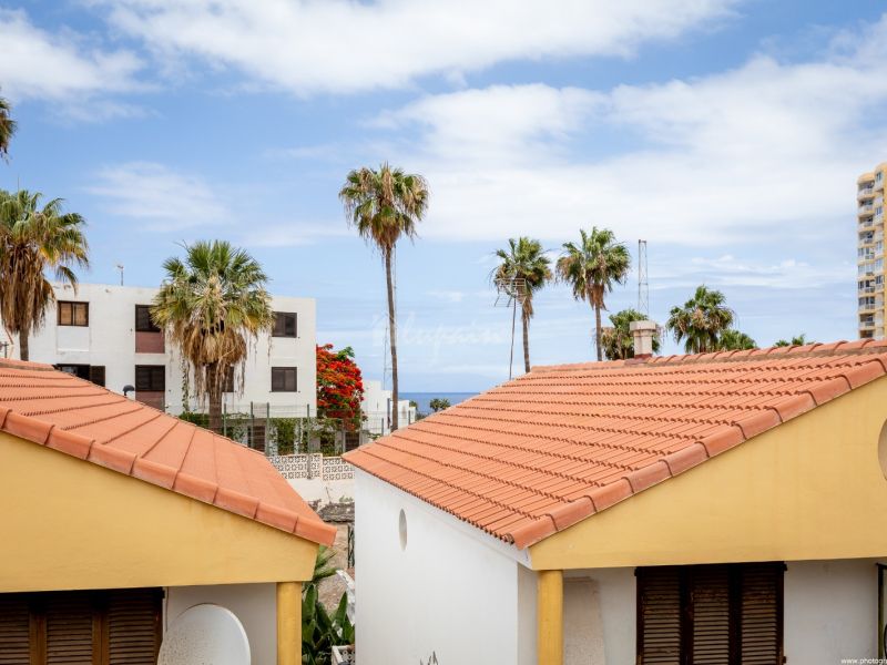 Apartment in Playa de las Americas - view 1