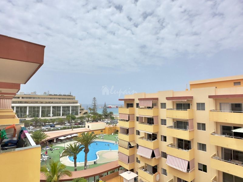 Apartment in Arona - view 1