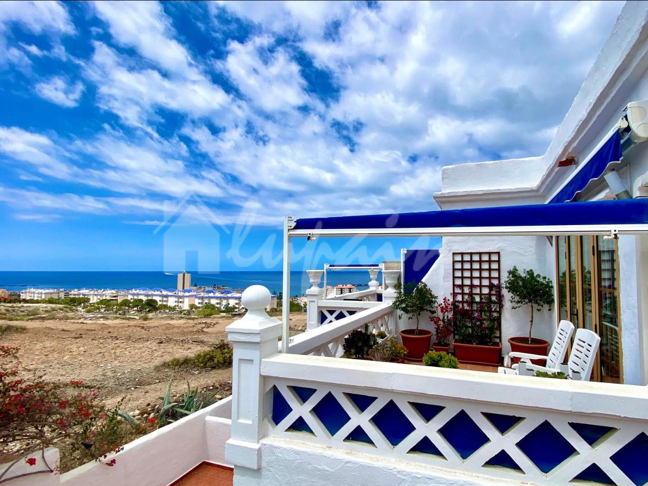 House in Los Cristianos - view 1