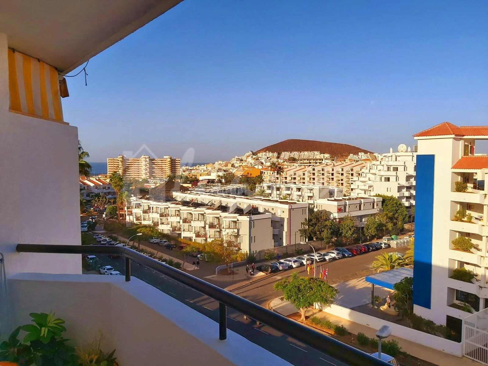 Apartment in Arona - view 1