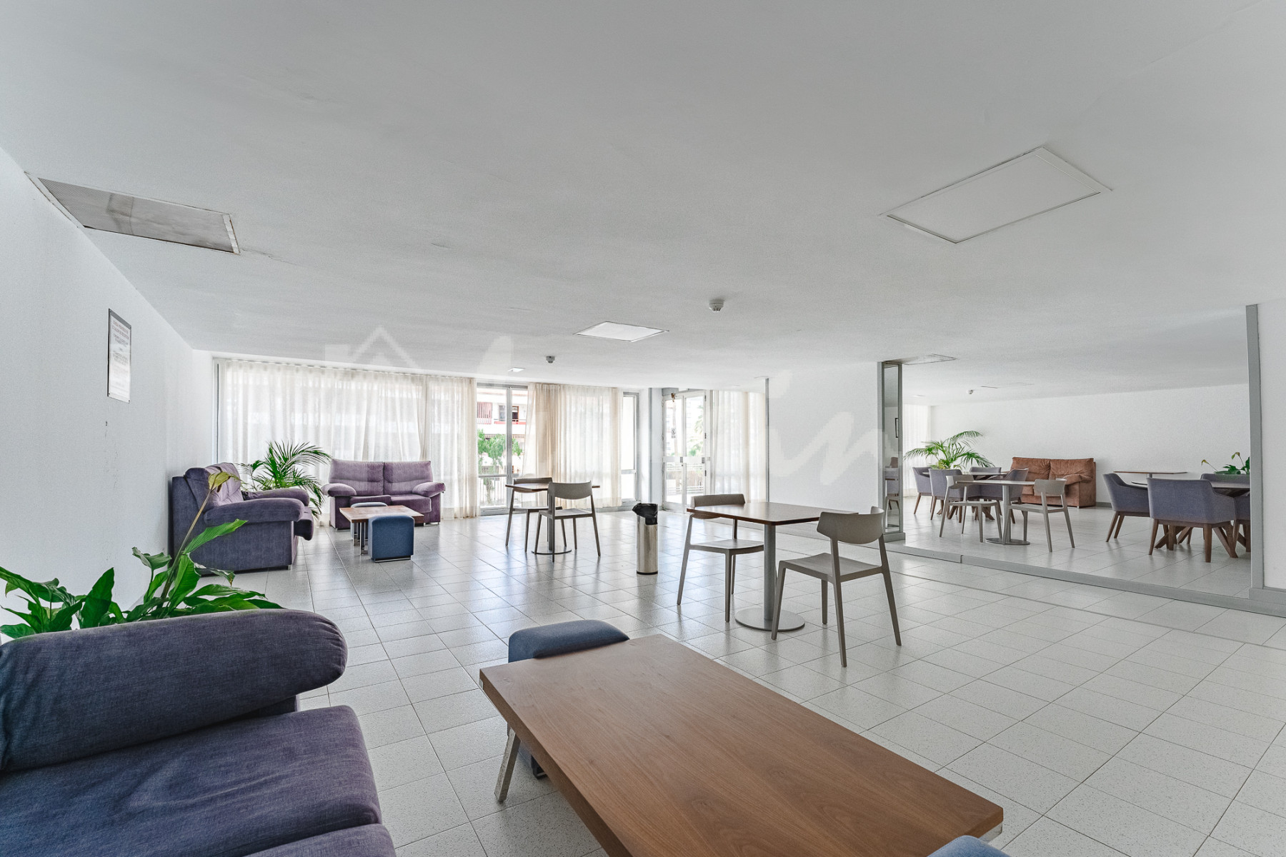 Apartment in Playa de las Americas - view 1