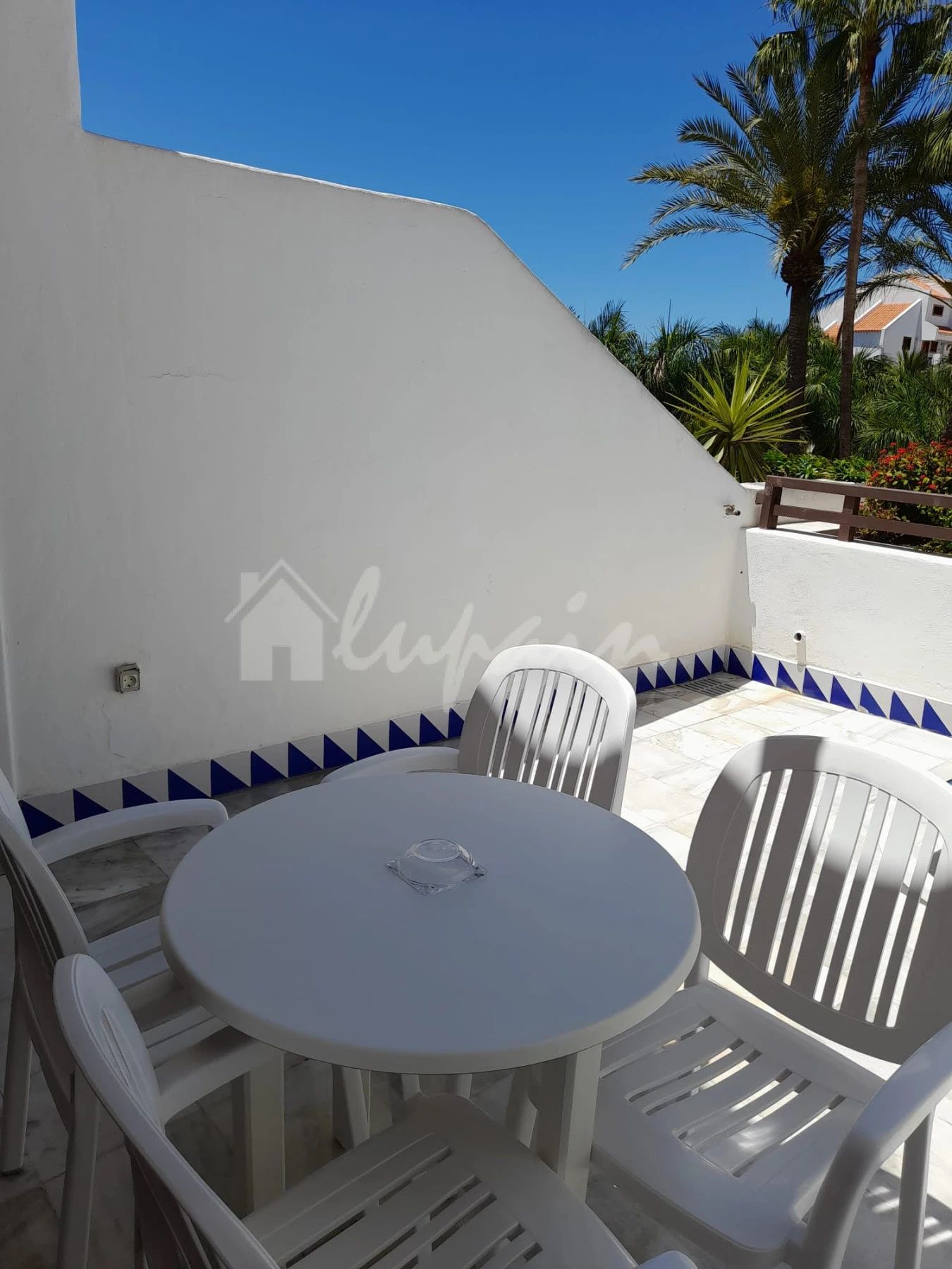 Apartment in Playa de las Americas - view 1
