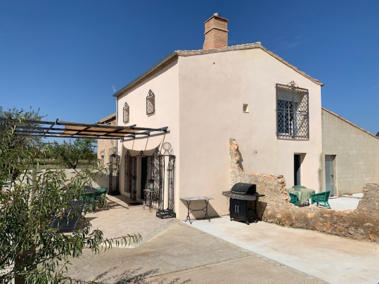Farm, Ranch or Equestrian in Valencia - view 1