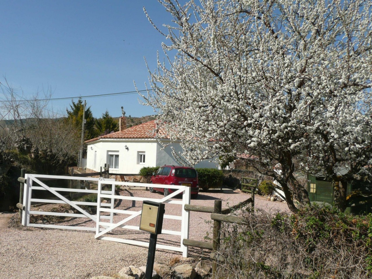 House in Valencia - view 1