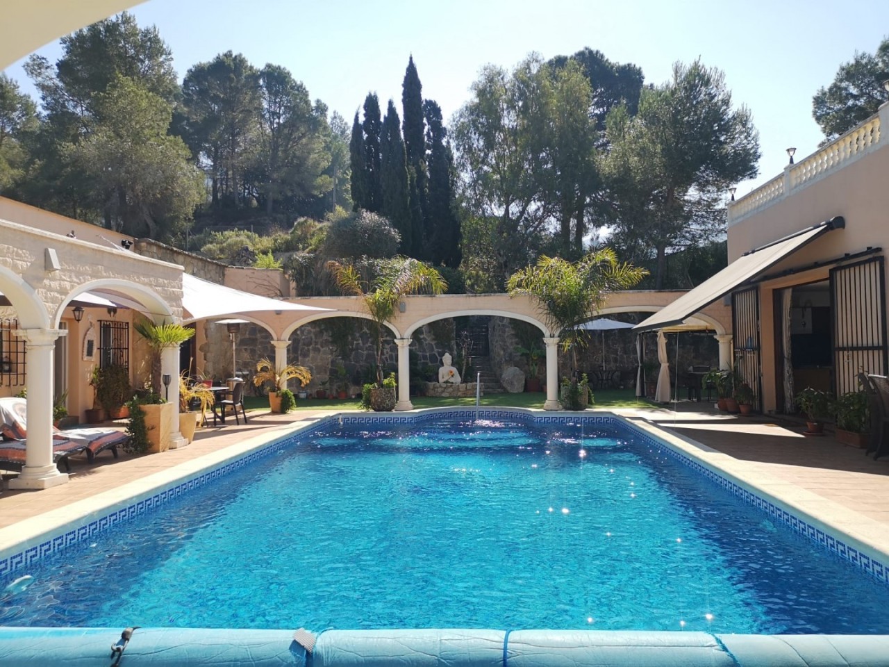 Villa in Gandia - view 1