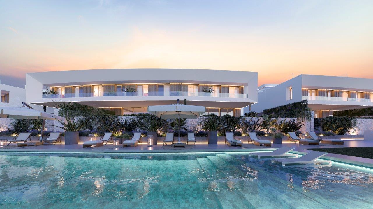 Villa in Estepona - view 1