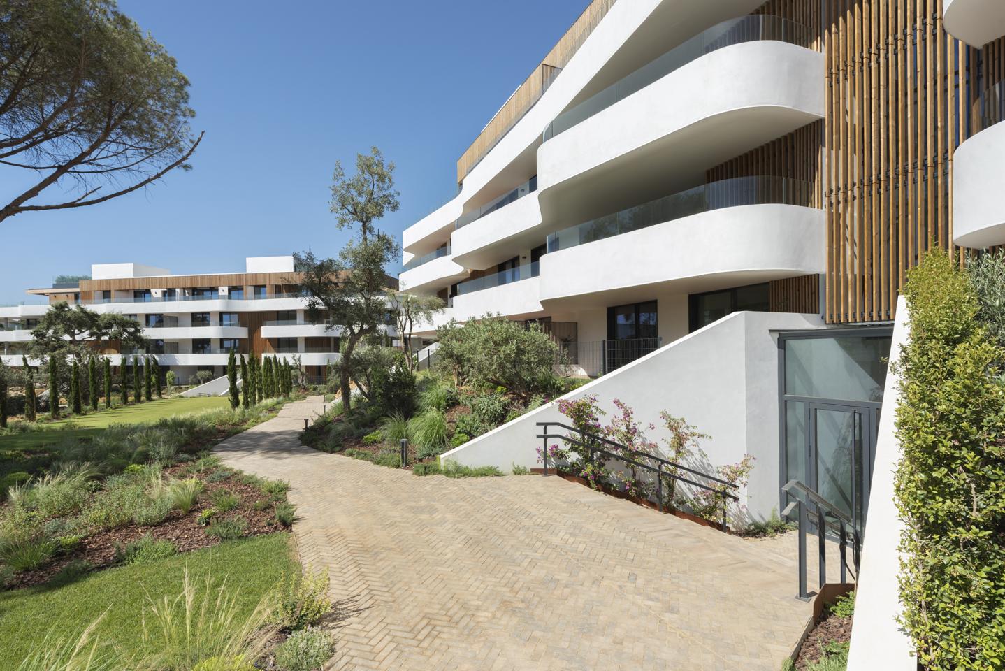 Apartment in Sotogrande - view 1