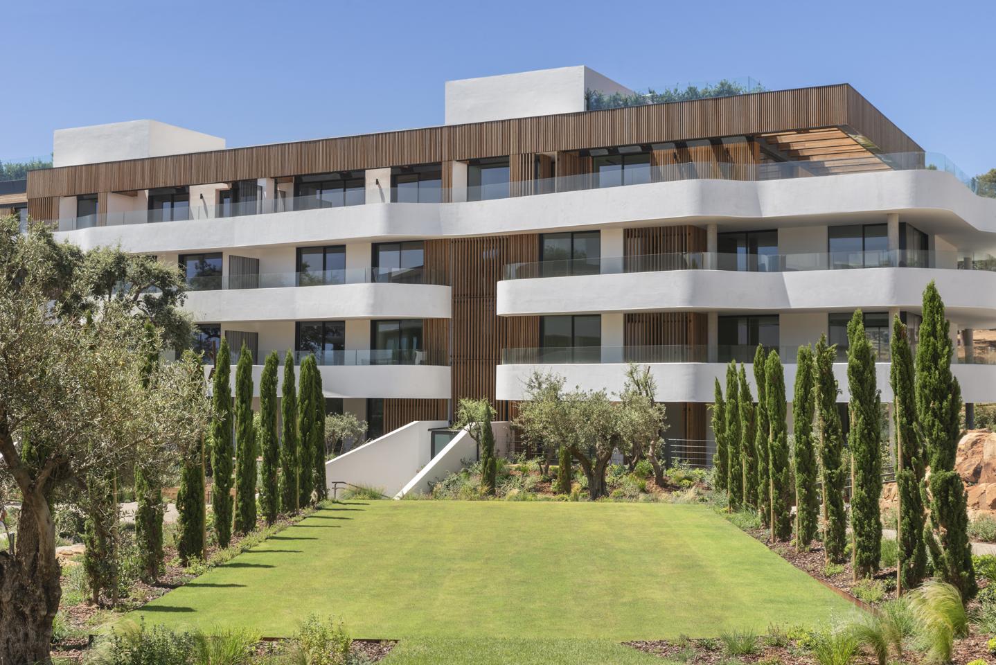 Apartment in Sotogrande - view 1