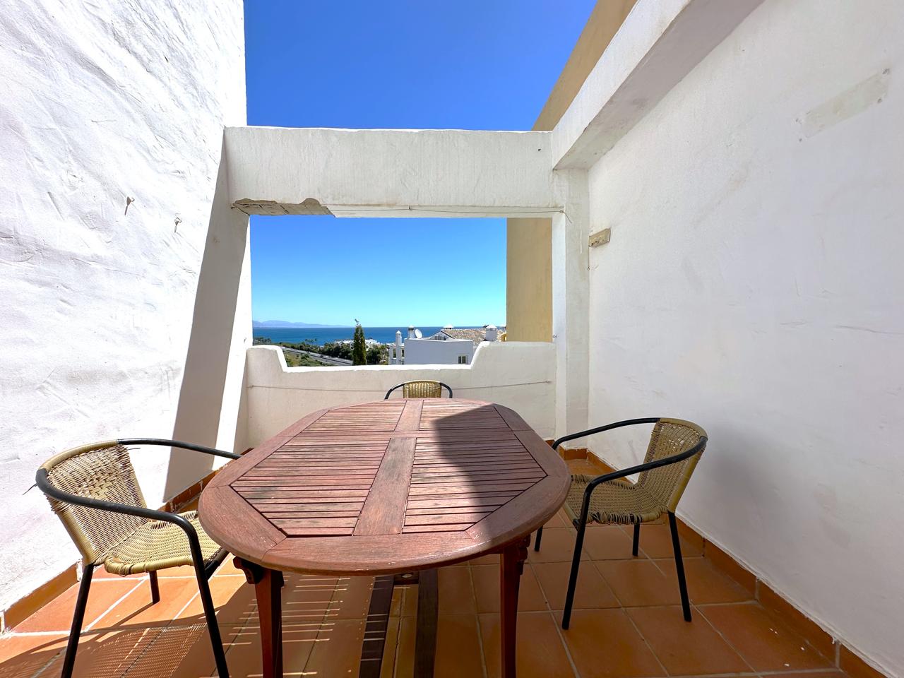 Penthouse in Casares de Arbas - view 1