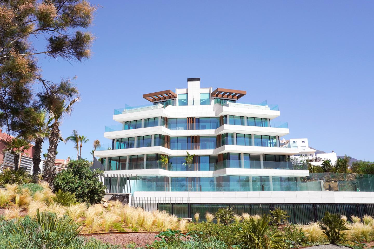 Apartment in Estepona - view 1
