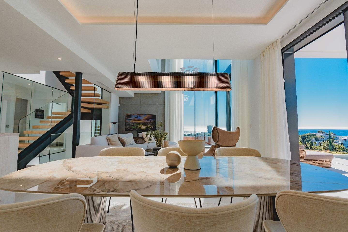 Villa in Marbella Del Este - view 1