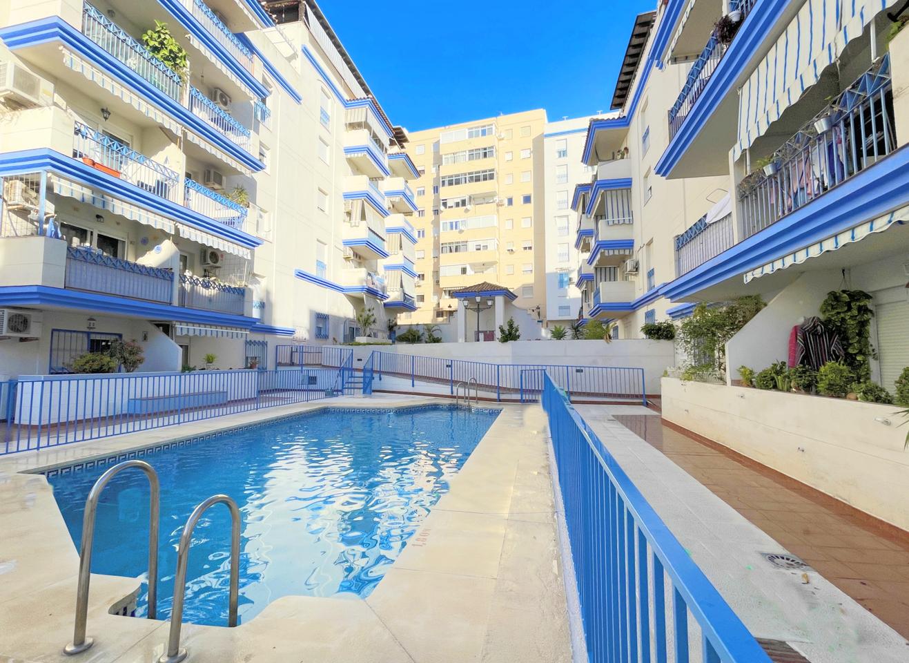 Apartment in Estepona - view 1