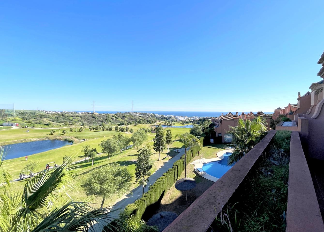 House in Estepona - view 1