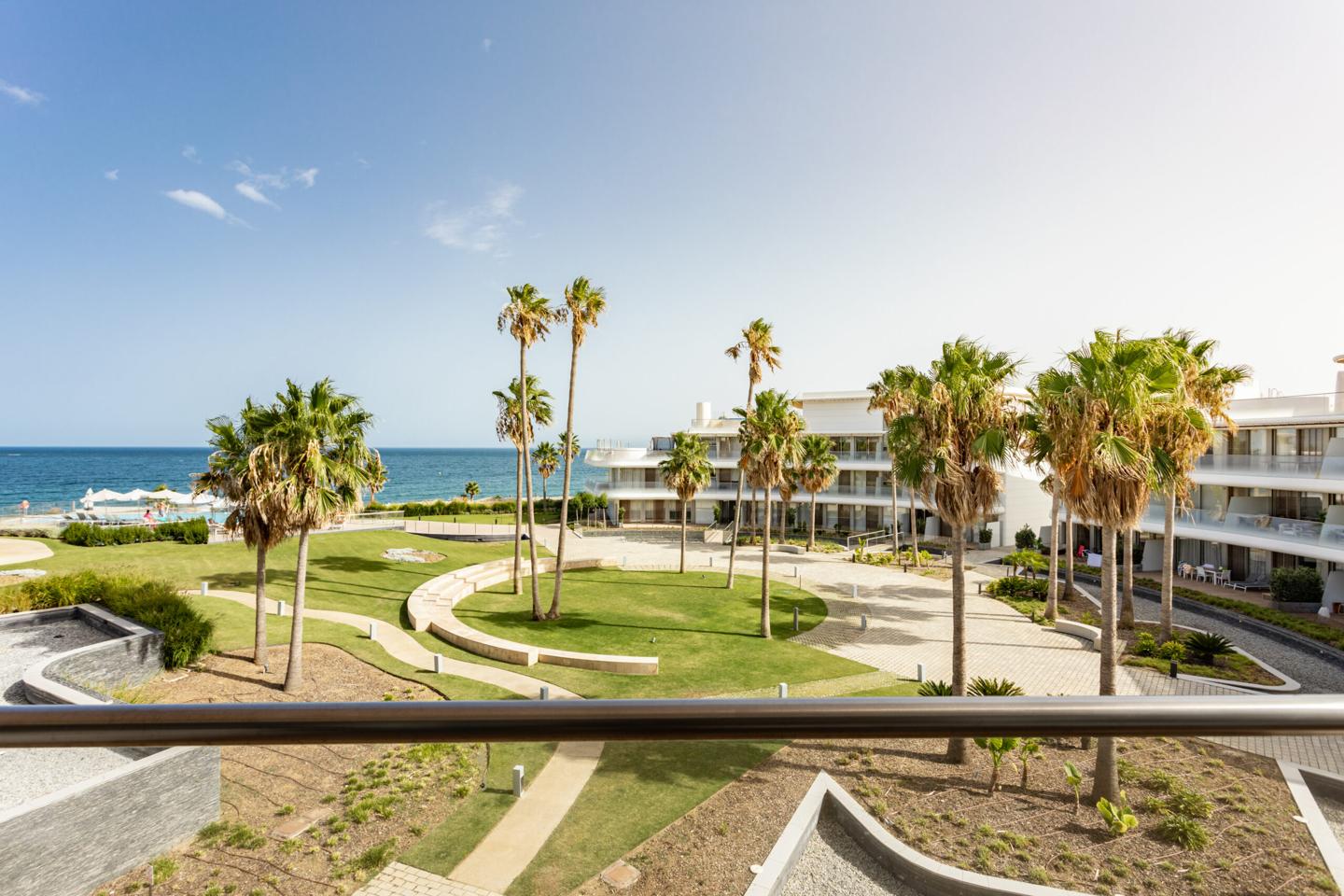 Apartment in Estepona - view 1