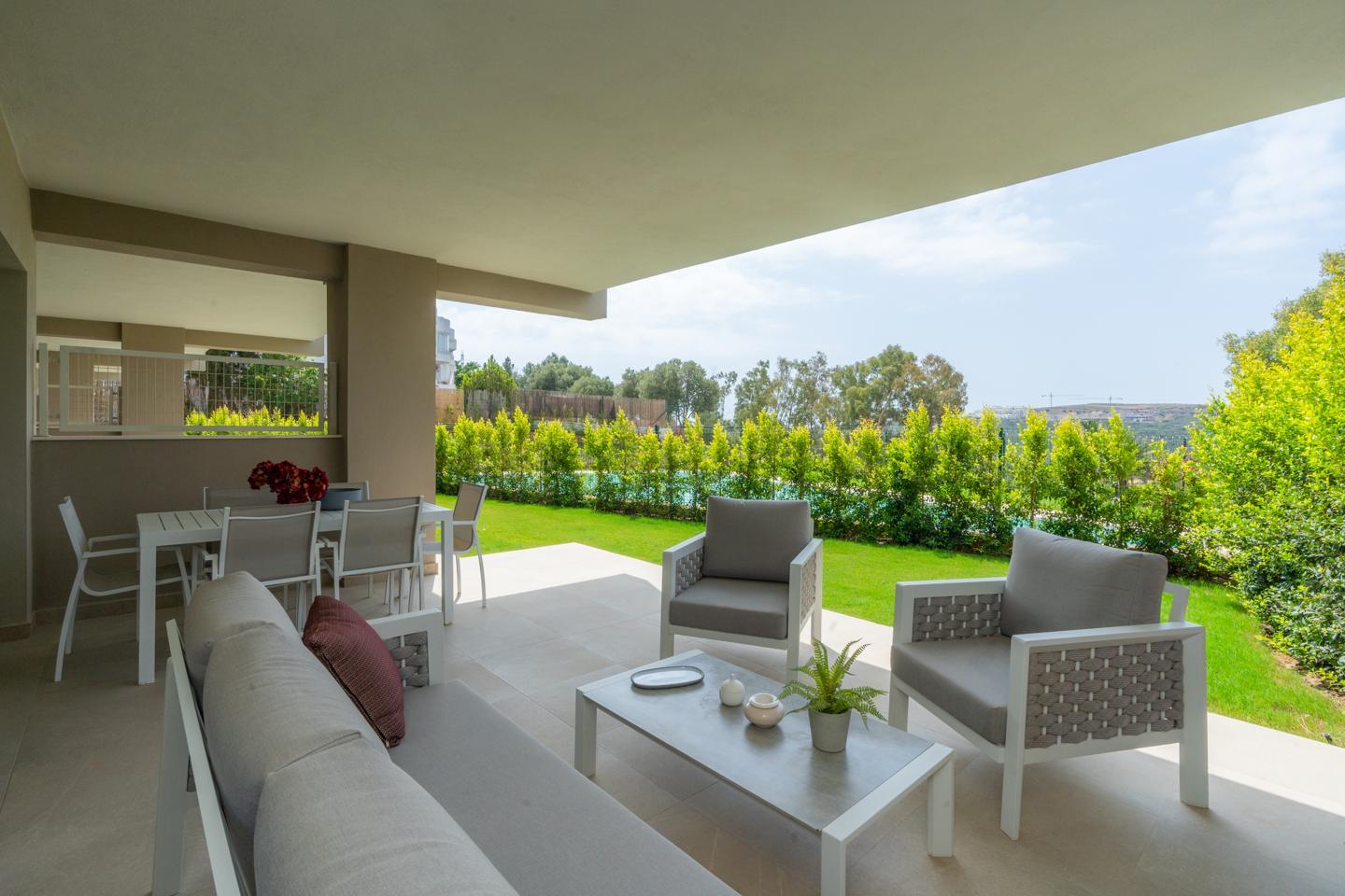 Apartment in Estepona - view 1