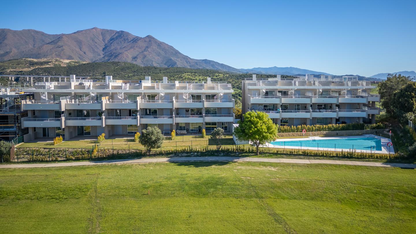 Apartment in Estepona - view 1