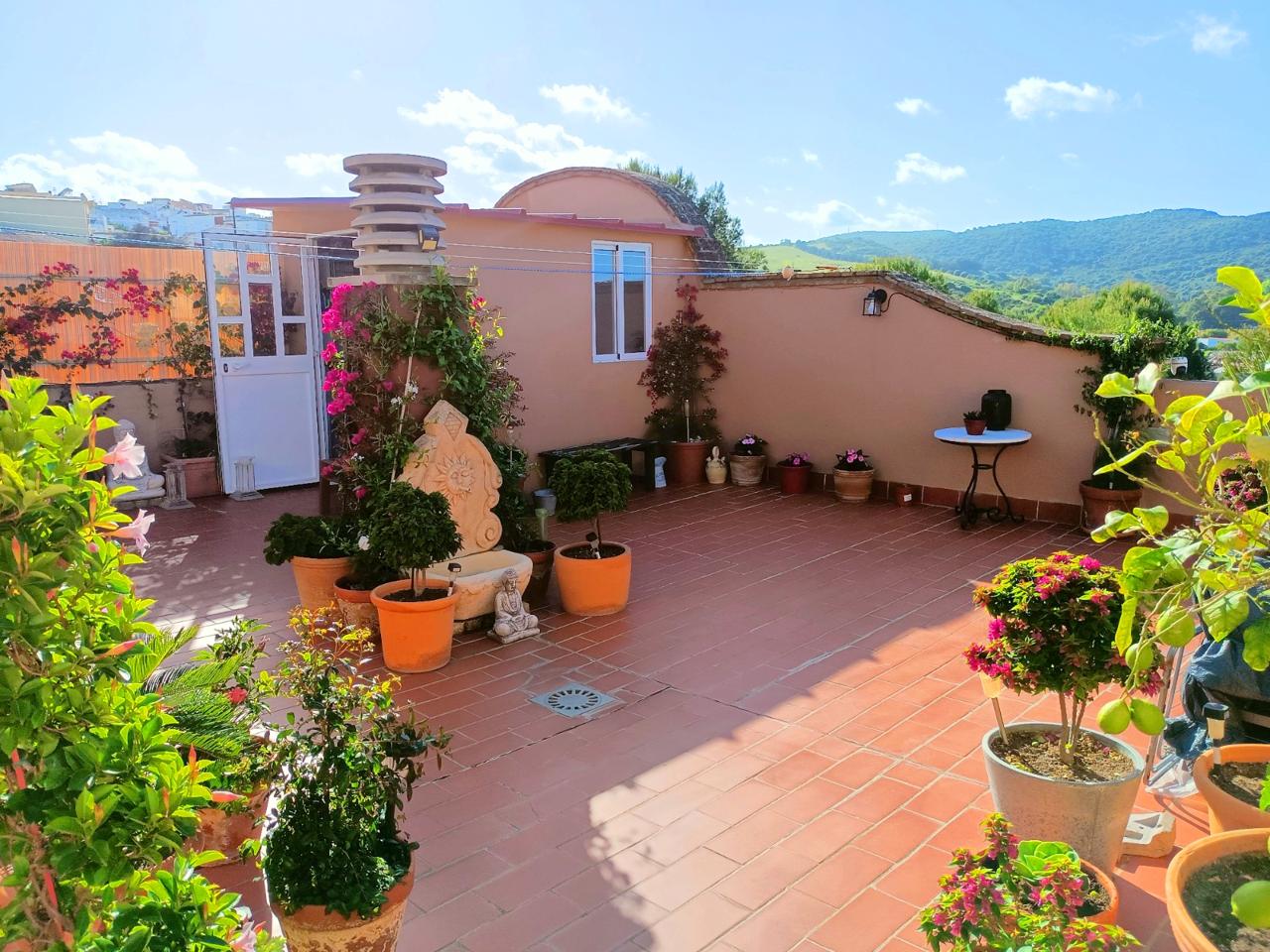 Villa in San Roque - view 1