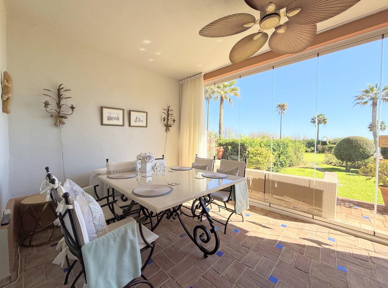 Apartment in Casares de Arbas - view 1
