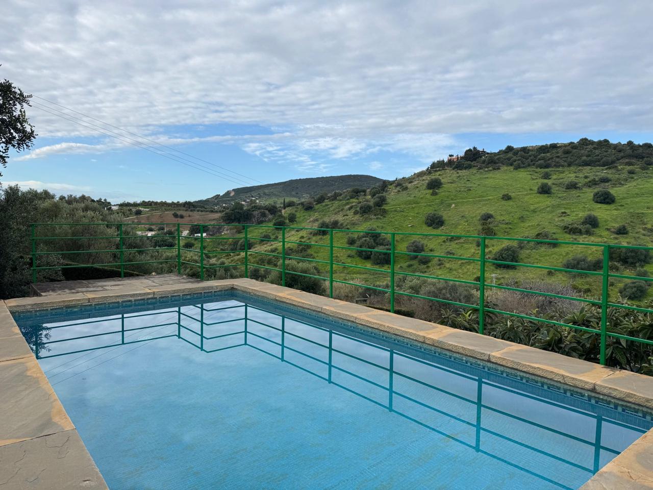 House in Estepona - view 1