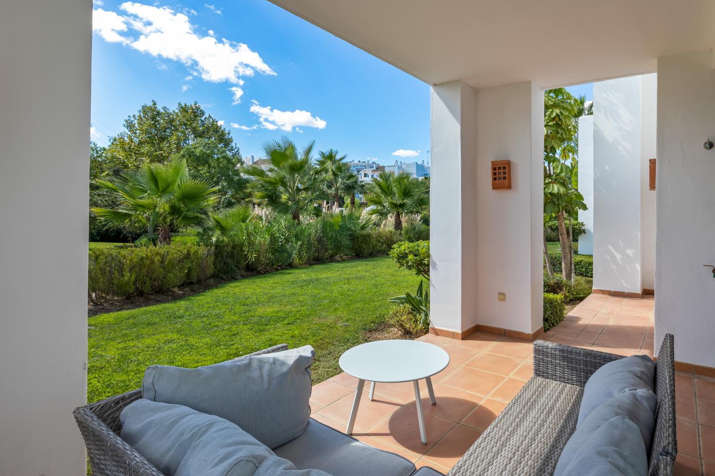 Apartment in Estepona - view 1