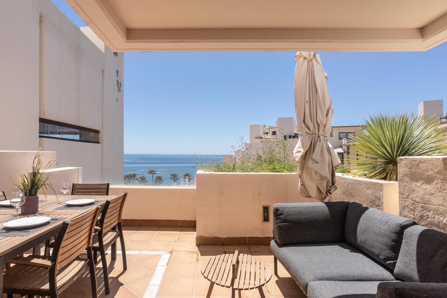 Penthouse in Estepona - view 1