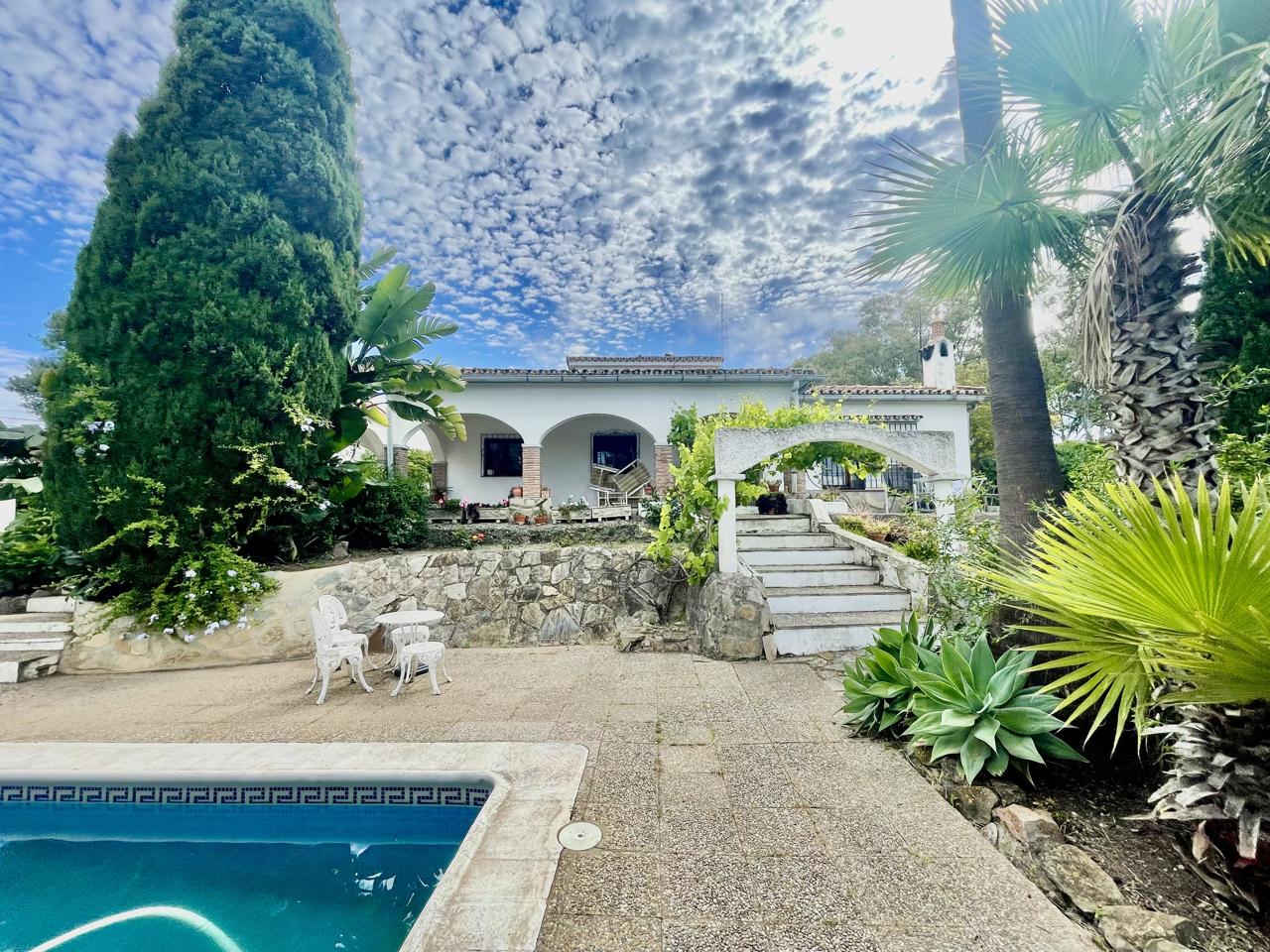 House in San Roque - view 1