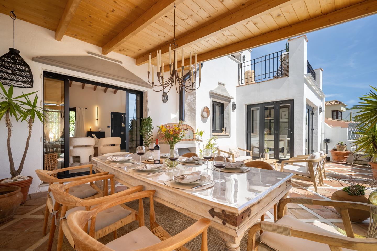 Villa in Marbella - view 1