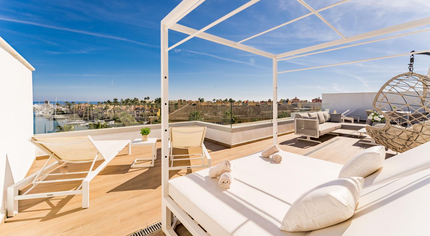 Penthouse in Sotogrande - view 1