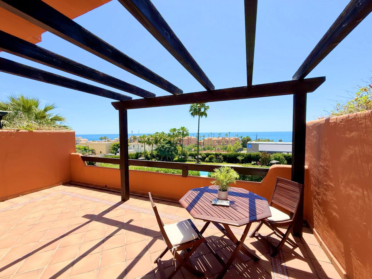 Apartment in Estepona - view 1