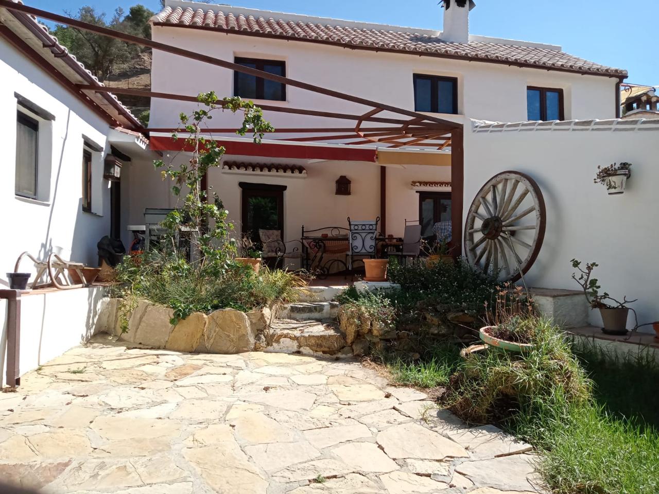 House in Casares de Arbas - view 1
