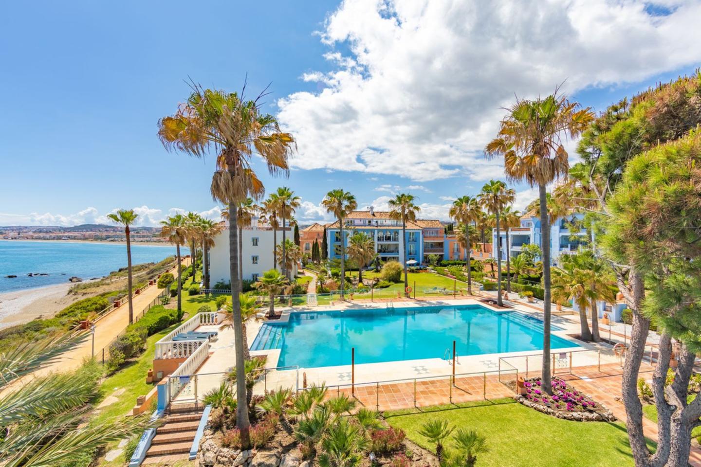 Penthouse in Casares de Arbas - view 1