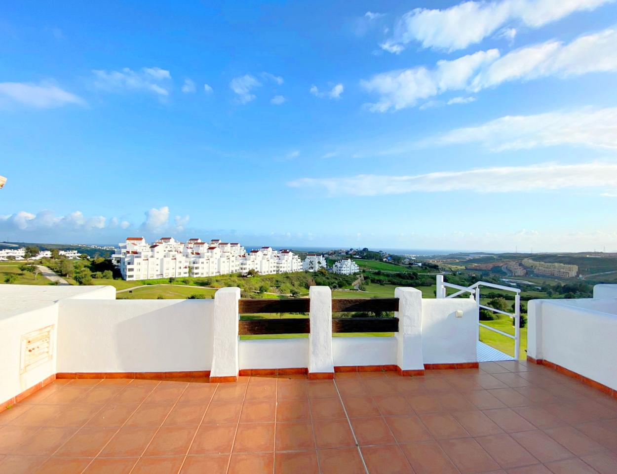 Penthouse in Estepona - view 1