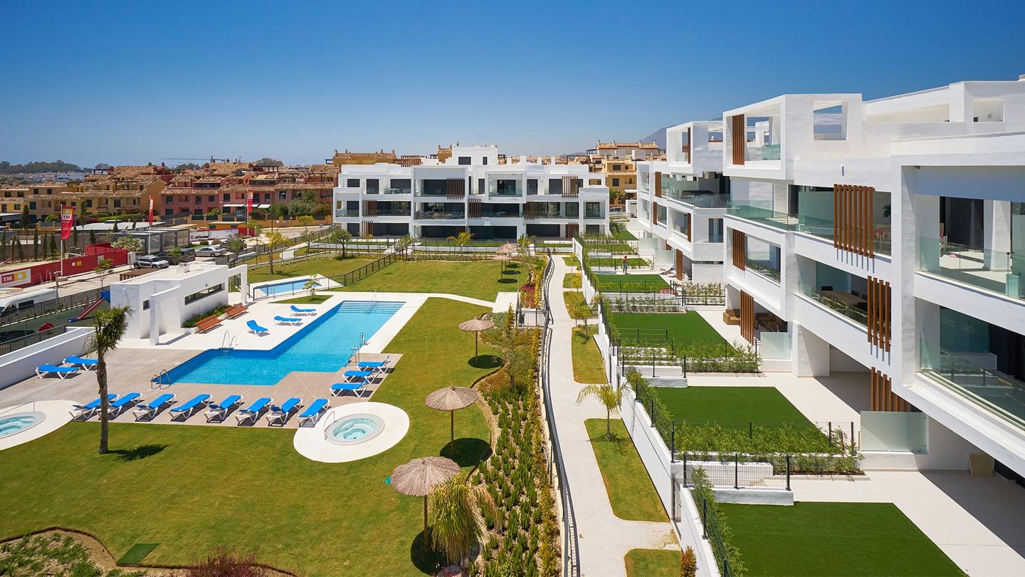 Apartment in Estepona - view 1