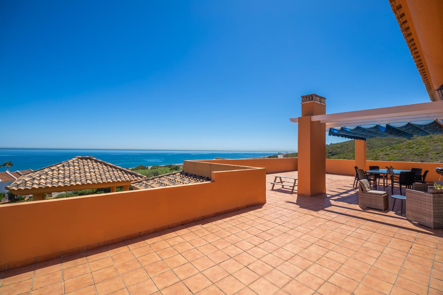 Penthouse in Manilva - view 1
