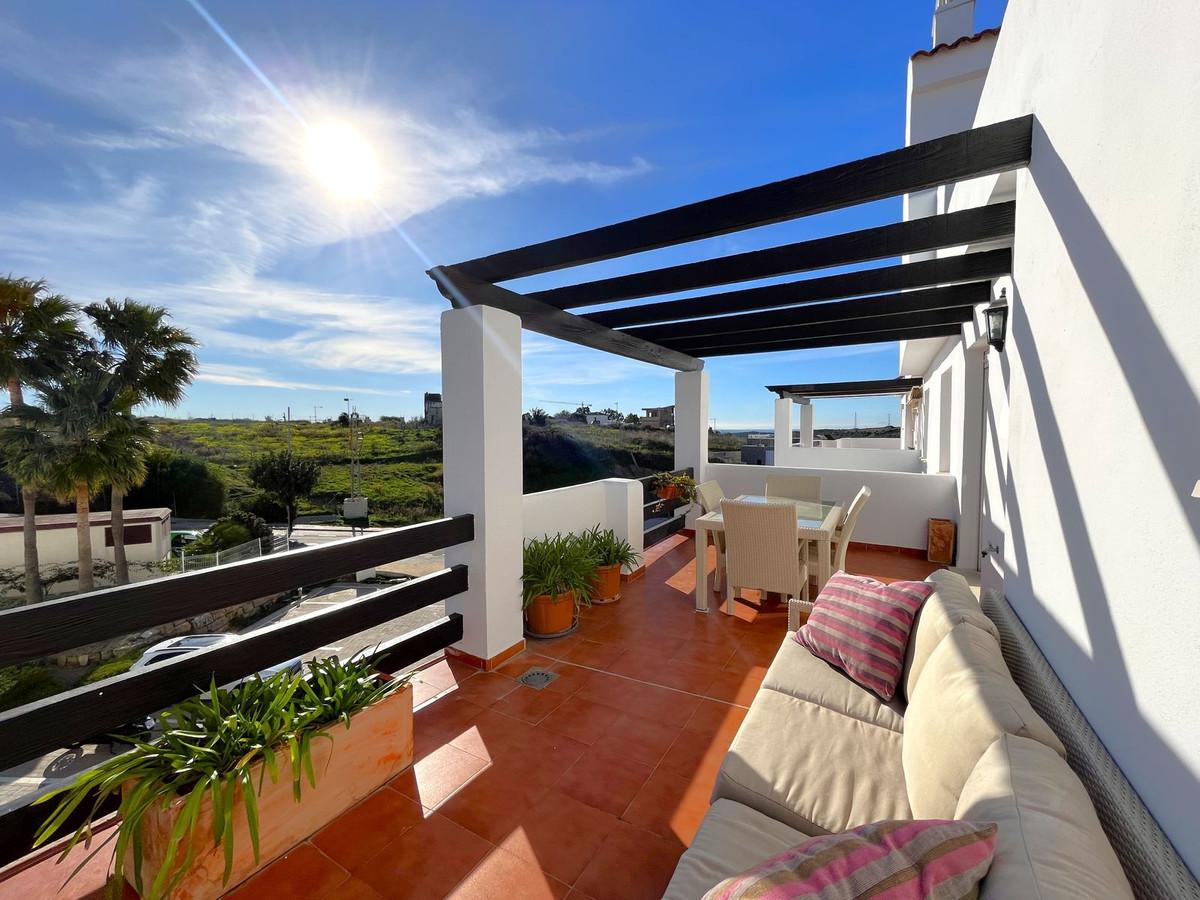 Penthouse in Estepona - view 1