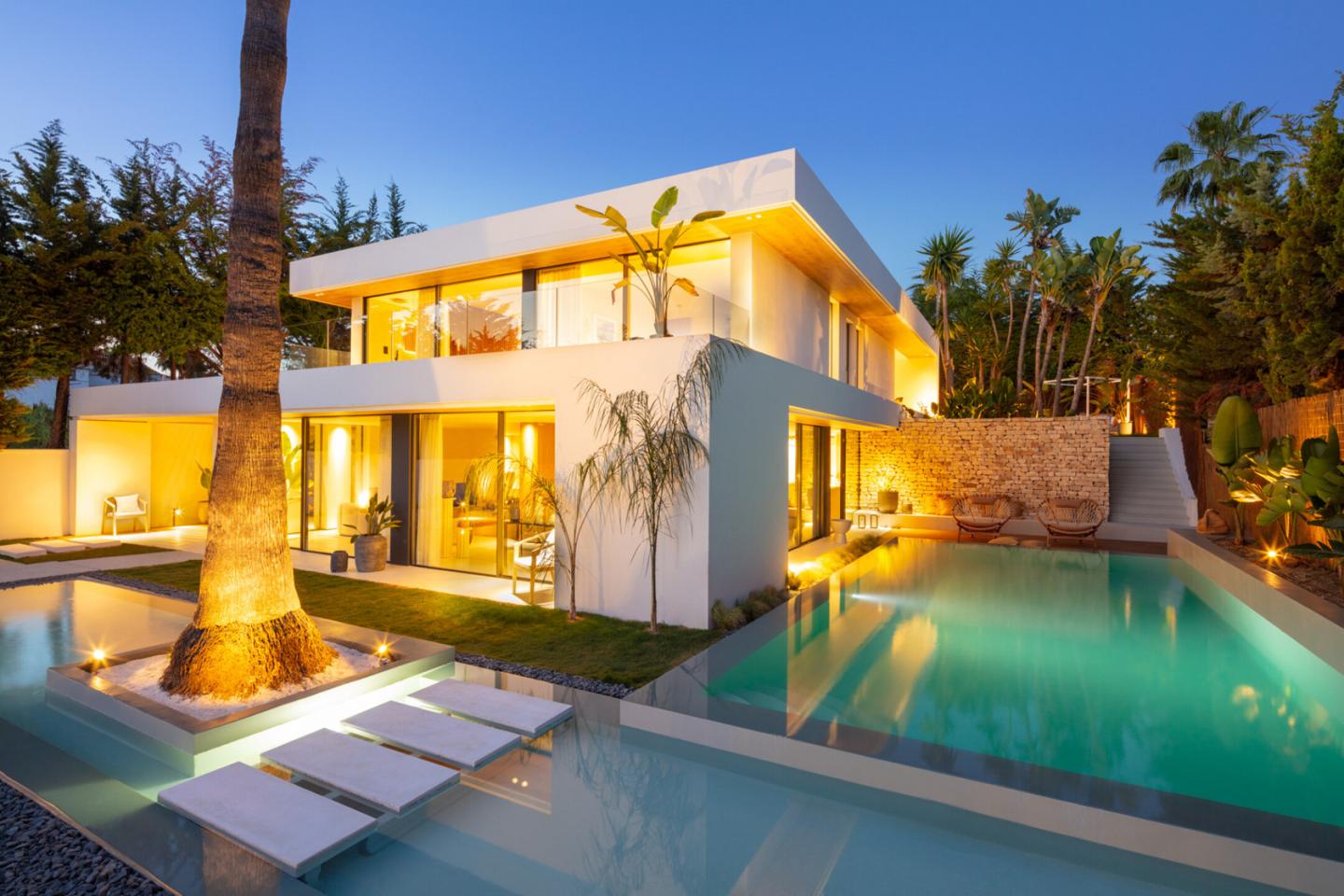 Villa in Marbella Del Este - view 1