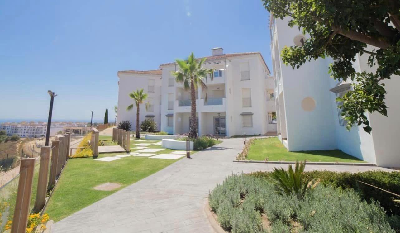 Apartment in Manilva - view 1