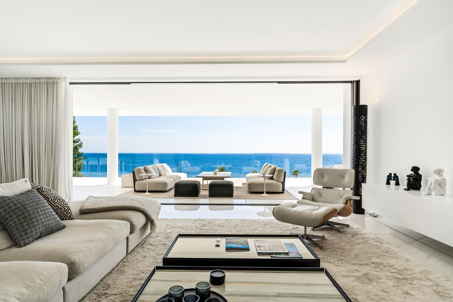 Apartment in Estepona - view 1