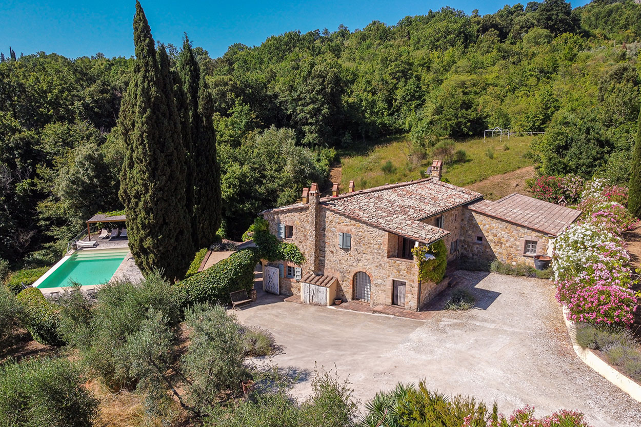 House in Montecatini Val di Cecina - view 1