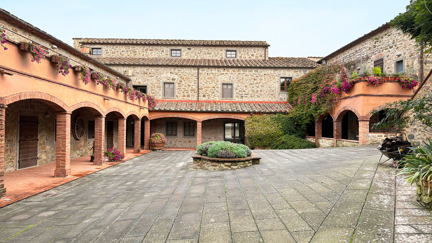 House in Sant'Angelo - view 1